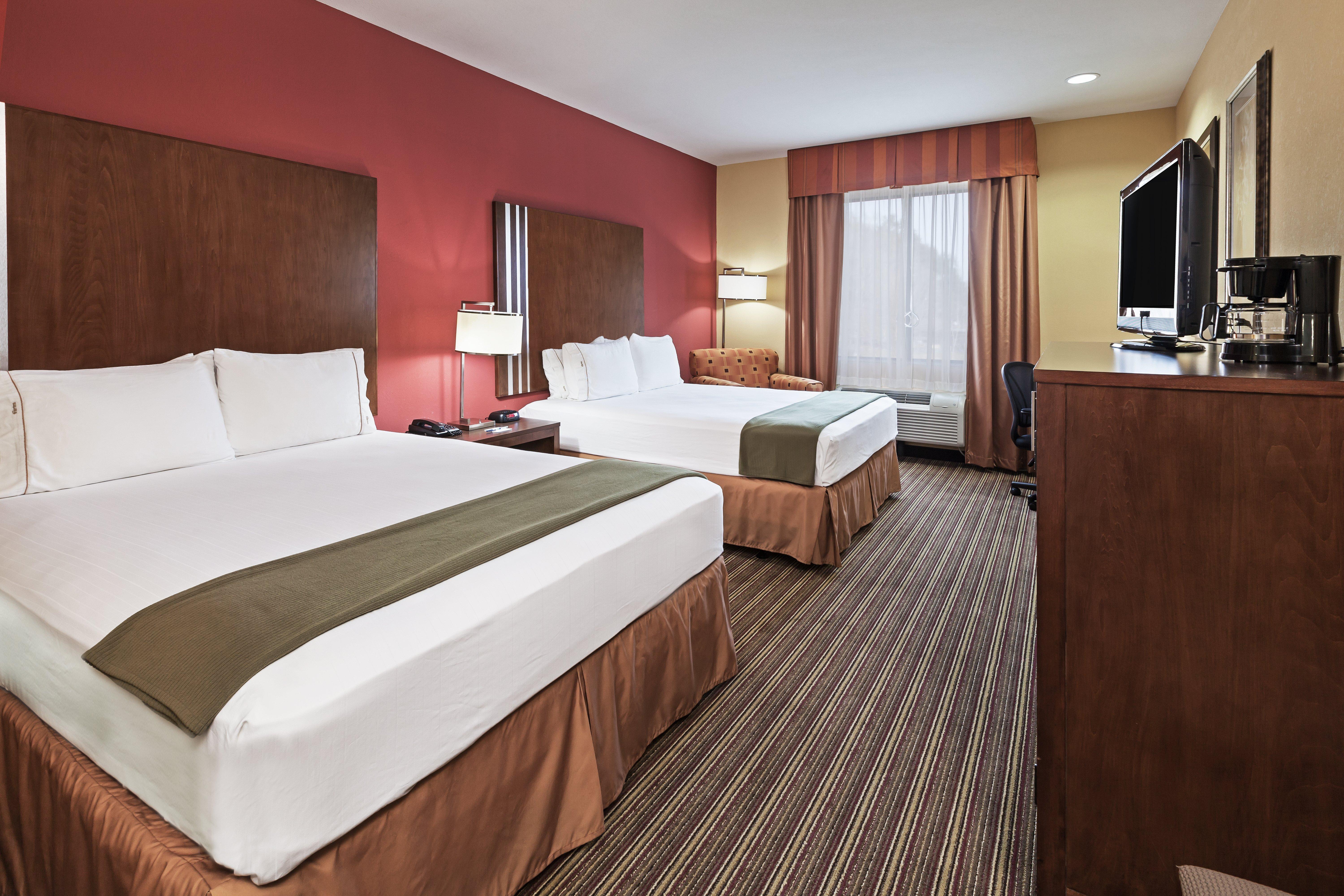 Holiday Inn Express & Suites Cleveland By Ihg Екстер'єр фото