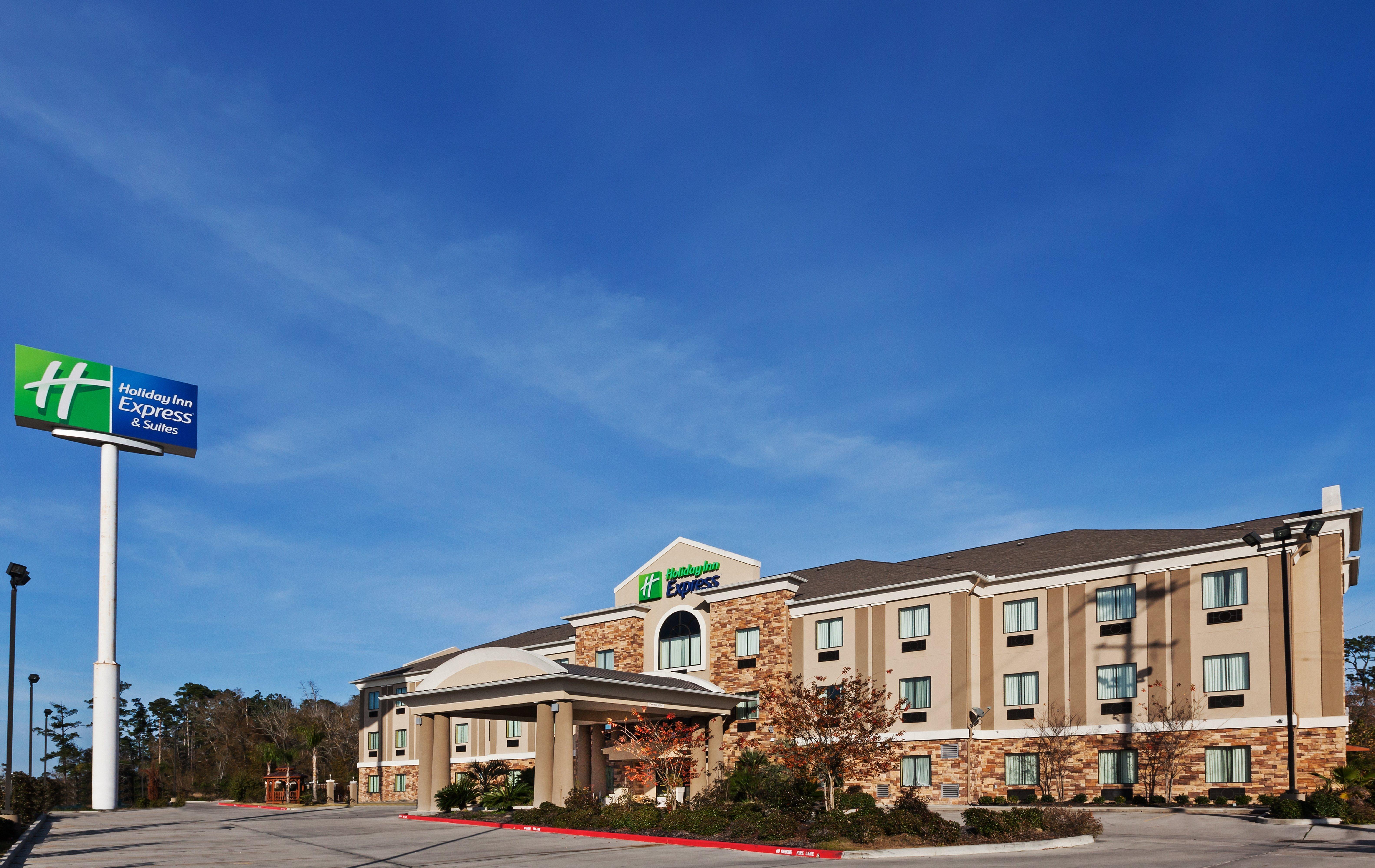Holiday Inn Express & Suites Cleveland By Ihg Екстер'єр фото